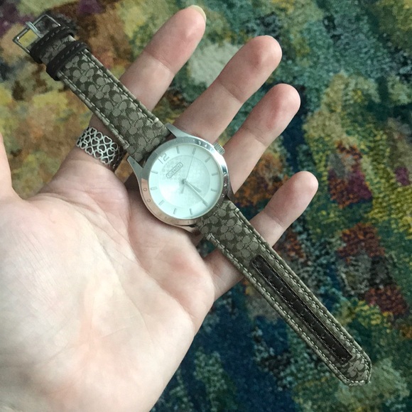 Coach Watch - Picture 1 of 7